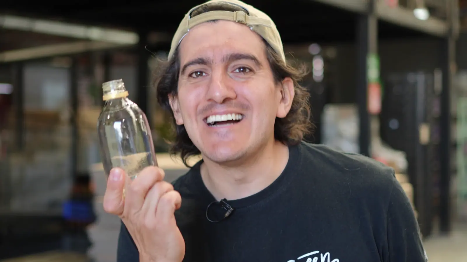 Green Glass, uno de los emprendimientos en Chile que transforma botellas recicladas en productos sustentables de diseño