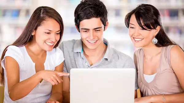 Cuáles son las características del marketing educativo