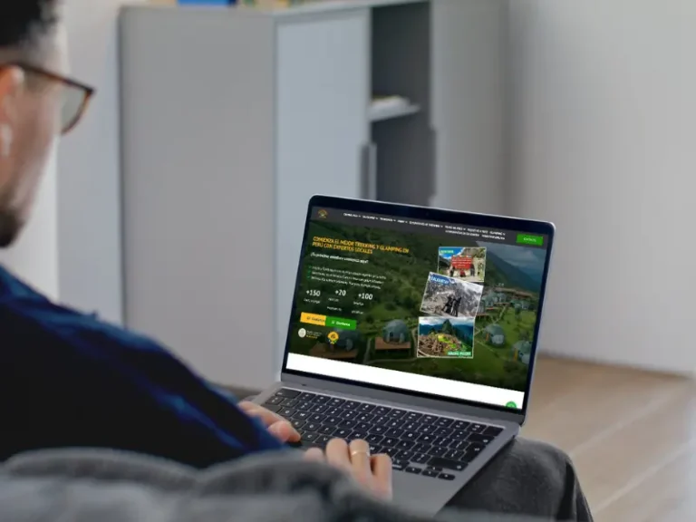 Servicio de rebranding aplicado en sitio web mostrando transformación visual y mejora en percepción digital