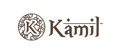 Logo de Kámil con monograma circular y tipografía decorativa marrón
