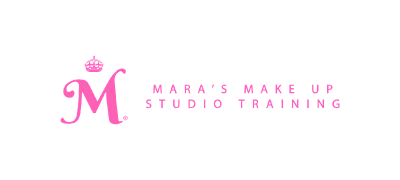 Logo de Mara’s Make Up Studio Training con monograma rosa y tipografía fucsia